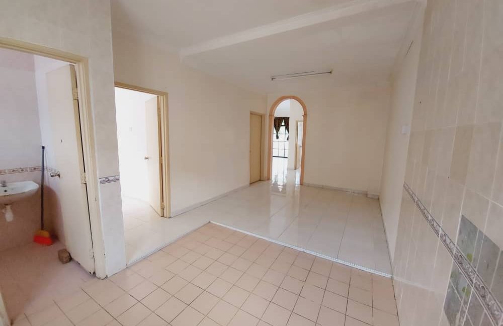 TAMAN DESA PUTERI 11