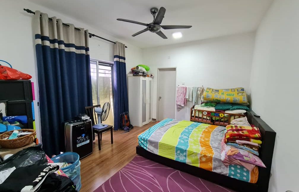 74083a03-c181-46b6-8ead-630d58bfd1b8