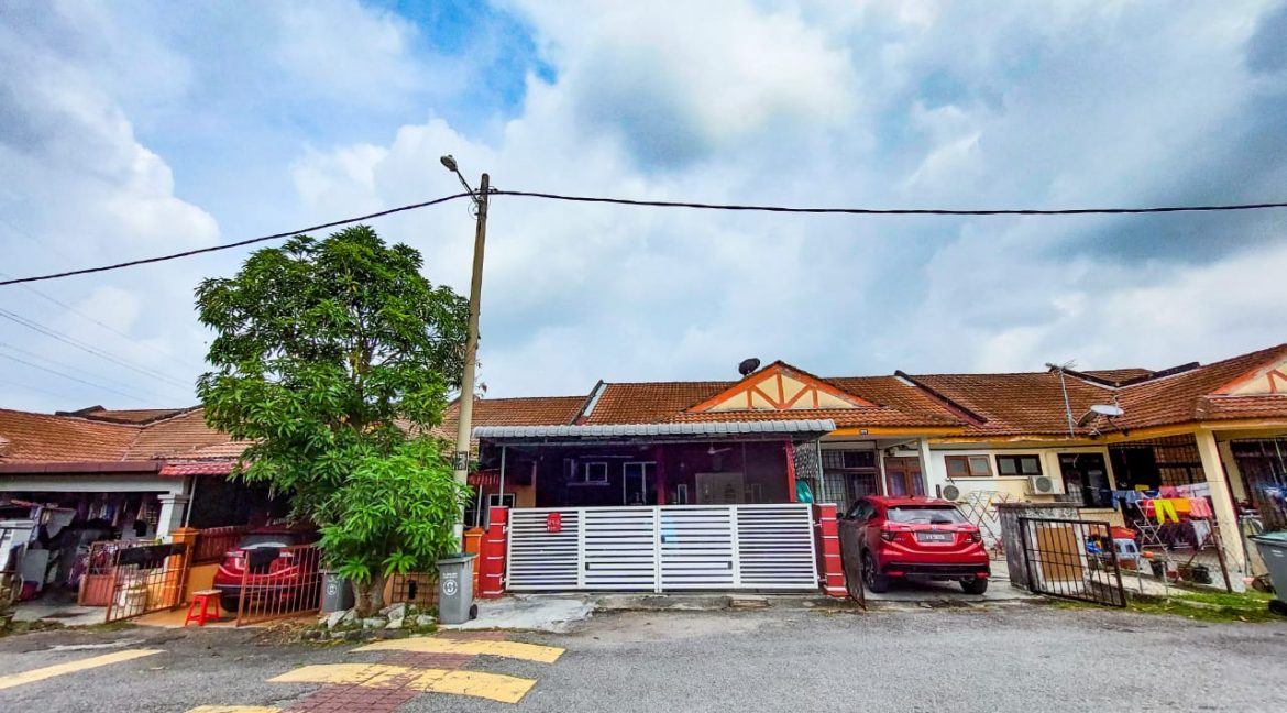TAMAN DESA BERINGIN - 1