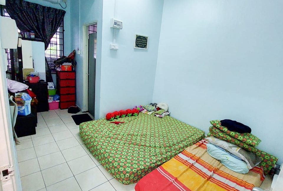 TAMAN DESA BERINGIN - 4