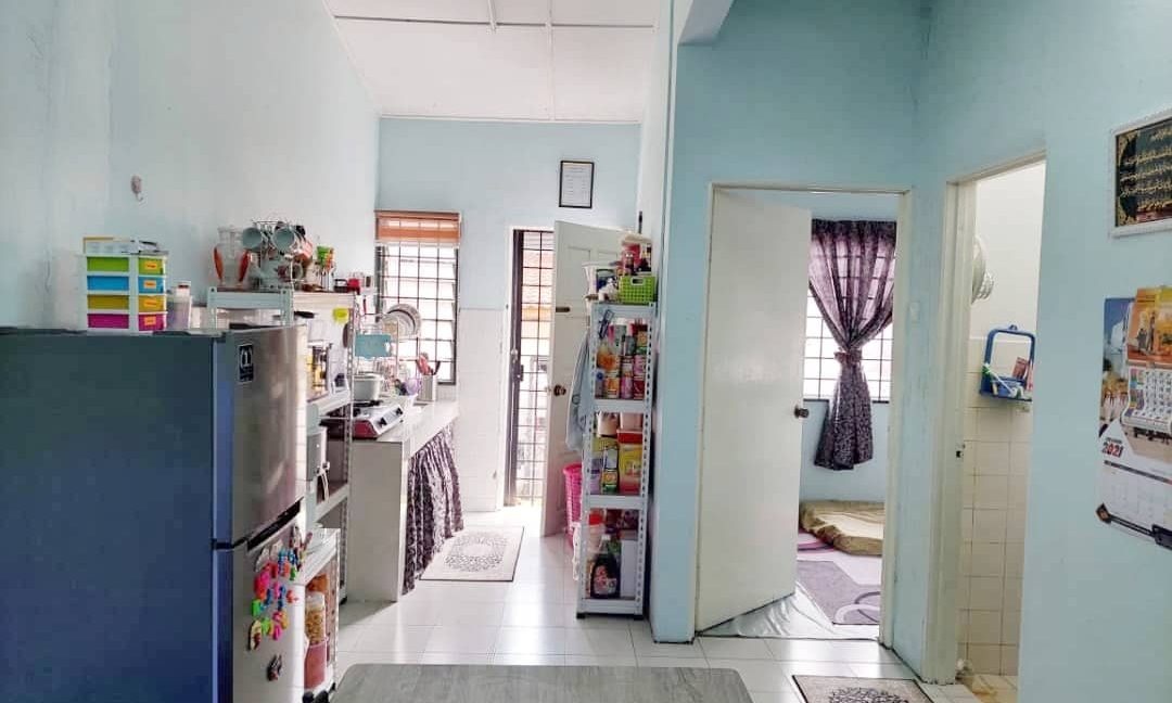 TAMAN DESA BERINGIN - 6