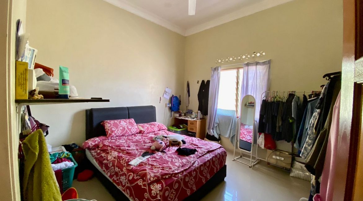 Banglo Kg Paroi - 13